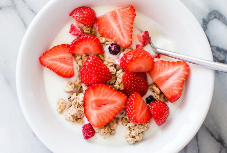 5 Spiritual Meanings of Dreaming of Eating Cereal