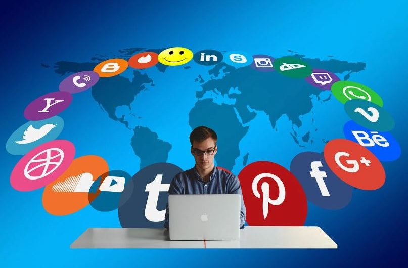 5 Spiritual Meanings of Dreaming of Social Media
