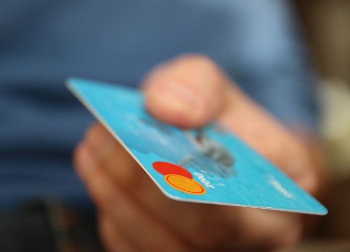5 Spiritual Meanings of Dreaming of Refunds