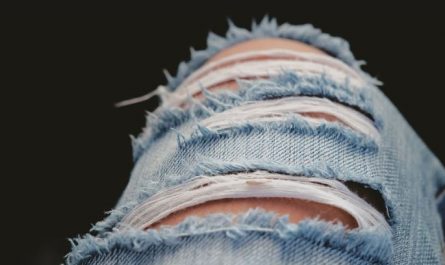 6 Spiritual Meanings of Dreaming of Torn Clothes