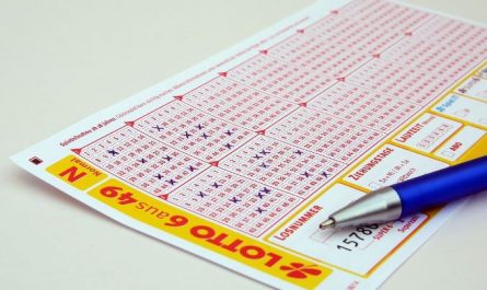 5 Spiritual Meanings of Dreaming of Picking Up Lotteries