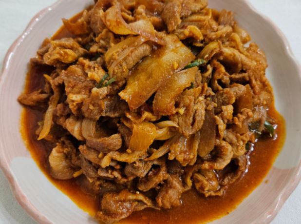 6 Spiritual Meanings of Dreaming of Stir-Fried Meat