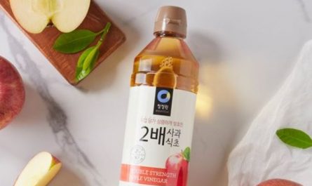7 Spiritual Meanings of Dreaming of Vinegar