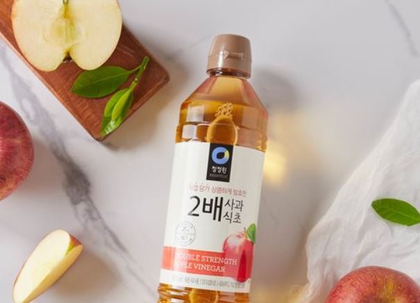 7 Spiritual Meanings of Dreaming of Vinegar