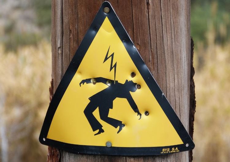 6 Spiritual Meanings of Dreaming of Electric Shock