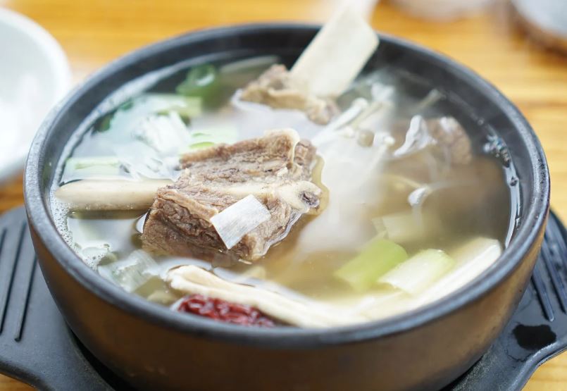 6 Spiritual Meanings of Dreaming of Pork Rib Soup