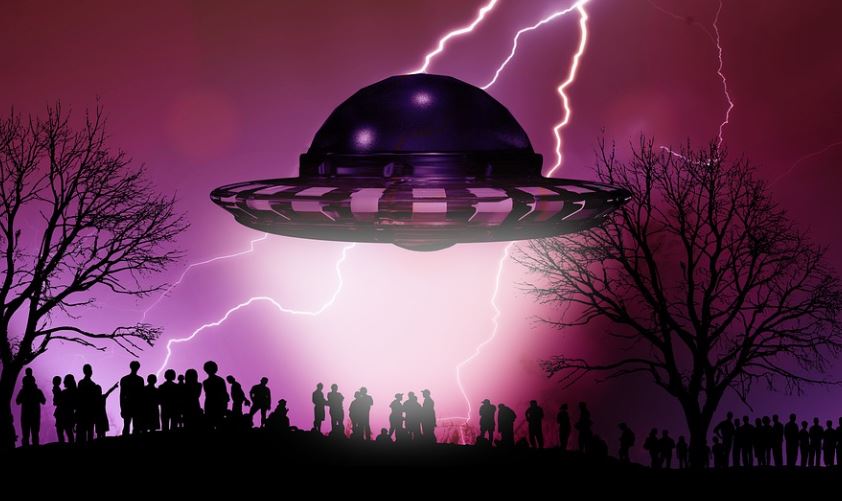 7 Spiritual Meanings of Dreaming of a Spaceship