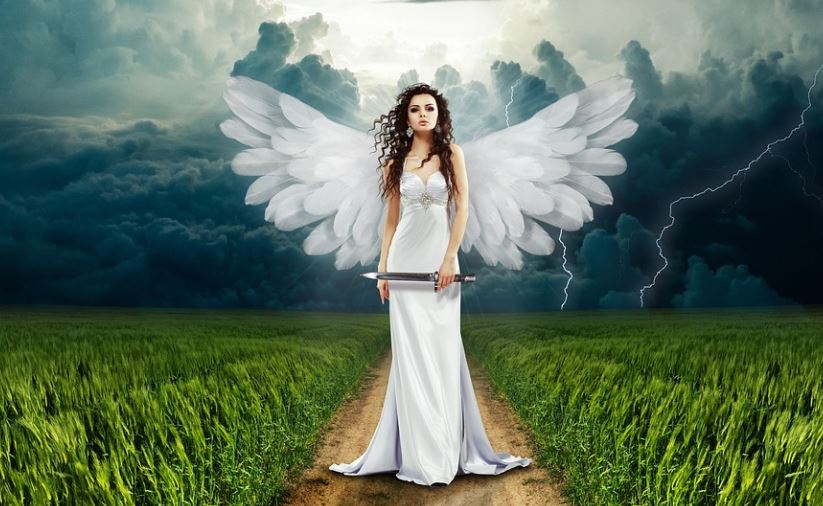 22 Spiritual Meanings of Dreaming of Angels