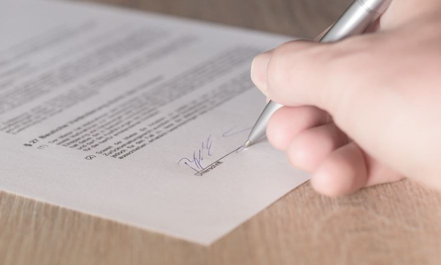 14 Spiritual Meanings of Dreaming of Signing a Contract