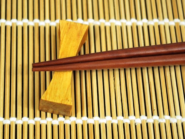 7 Spiritual Meanings of Dreaming of Chopsticks