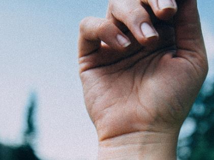 6 Spiritual Meanings of Dreaming of Cutting wrists