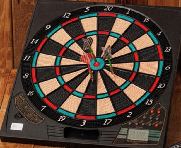 6 Spiritual Meanings of Dreaming of Darts