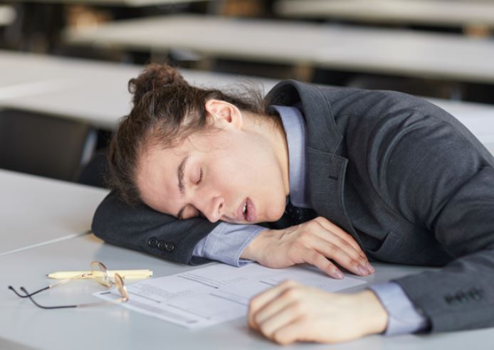 6 Spiritual Meanings of Dreaming of Napping