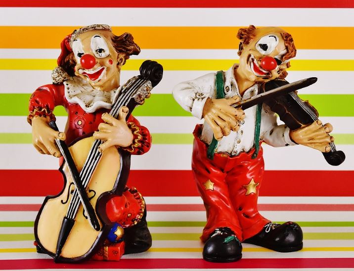 8 Spiritual Meanings of Dreaming of Pierrot