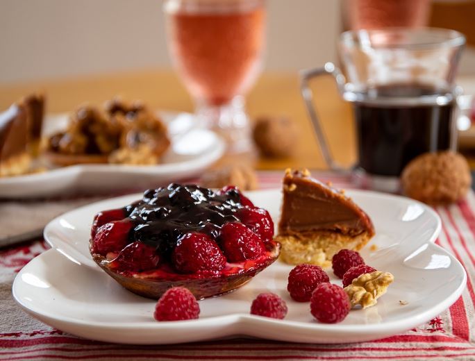 7 Spiritual Meanings of Dreaming of Desserts