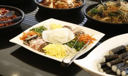 6 Spiritual Meanings of Dreaming of a Buffet