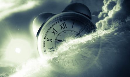 18 Spiritual Meanings of Dreaming Back to the Past