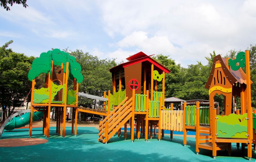 17 Spiritual Meanings of Dreaming about playground