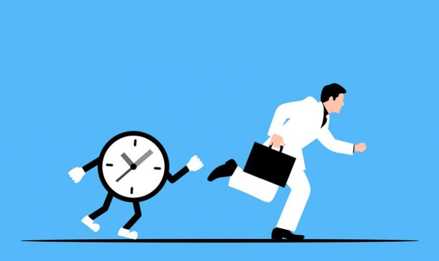 18 Spiritual Meanings of Dreaming about being late