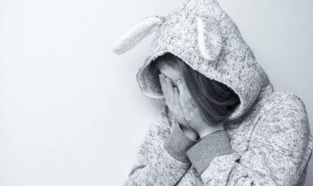 21 Spiritual Meanings of Dreaming of Being Criticized