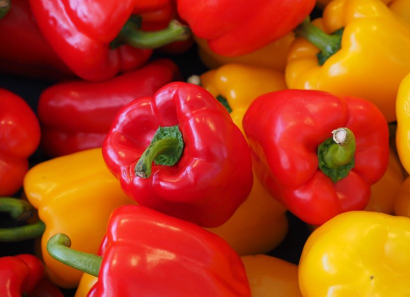 18 symbolic meanings of dreaming of bell peppers