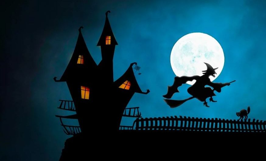 21 Spiritual Meanings of Dreaming of Witches