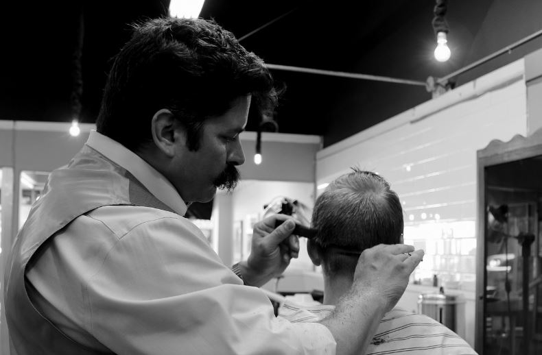 17 Spiritual Meanings of Dreaming of Trimming Hair