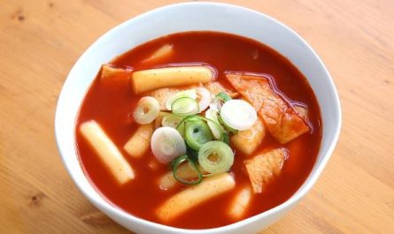 Dream about tteokbokki : Meaning & Interpretations