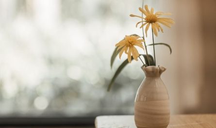 Dream about flower arrangement : Meaning & Interpretations