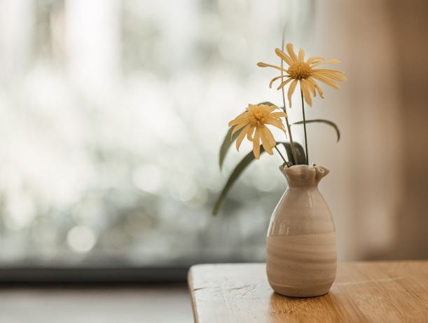 Dream about flower arrangement : Meaning & Interpretations