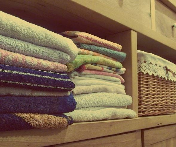 Dream about organizing a closet : Meaning & Interpretations