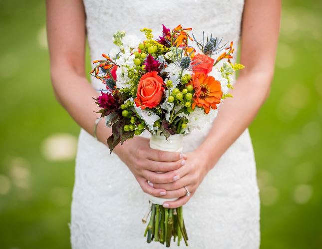 Dream about a bouquet of flowers : Meaning & Interpretations