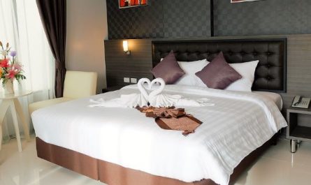 Dream about laying a blanket : Meaning & Interpretations