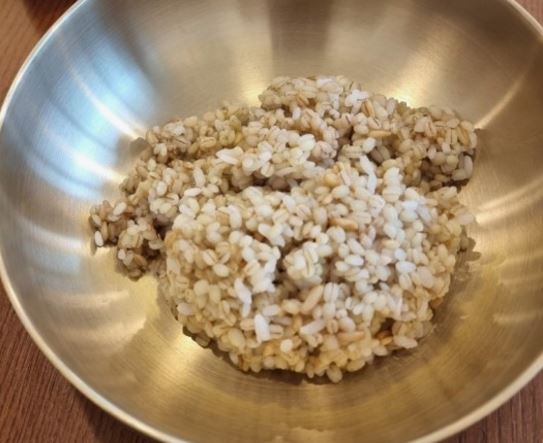 Dream about Eating barley rice : Meaning & Interpretations