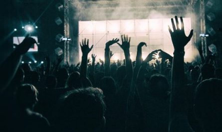 Dreams About NewJeans : Meaning & Interpretations