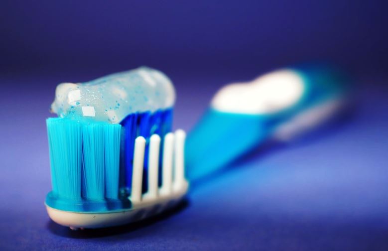 Dream about toothpaste : 12 Meaning & Interpretations