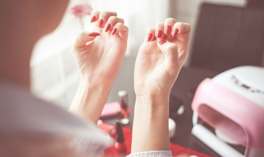 Dream about trimming nails : 9 Meaning & Interpretations