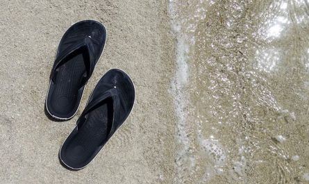 Dream about slippers : 18 Meaning & Interpretations