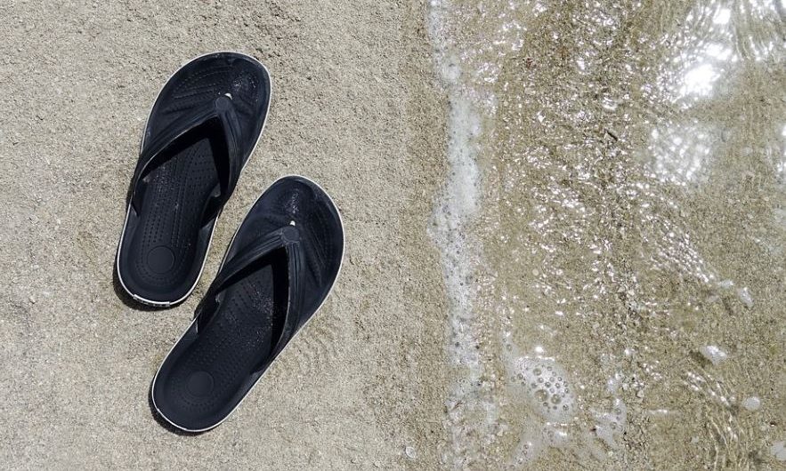 Dream about slippers : 18 Meaning & Interpretations