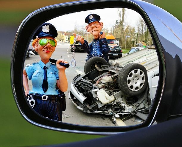 Dream about getting injured in a car accident : 18 Meaning & Interpretations