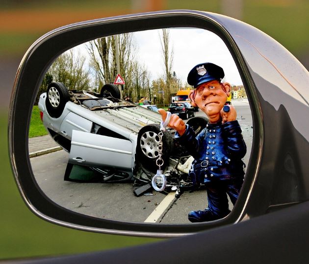 Dream about a car accident in a family member : 16 Meaning & Interpretations