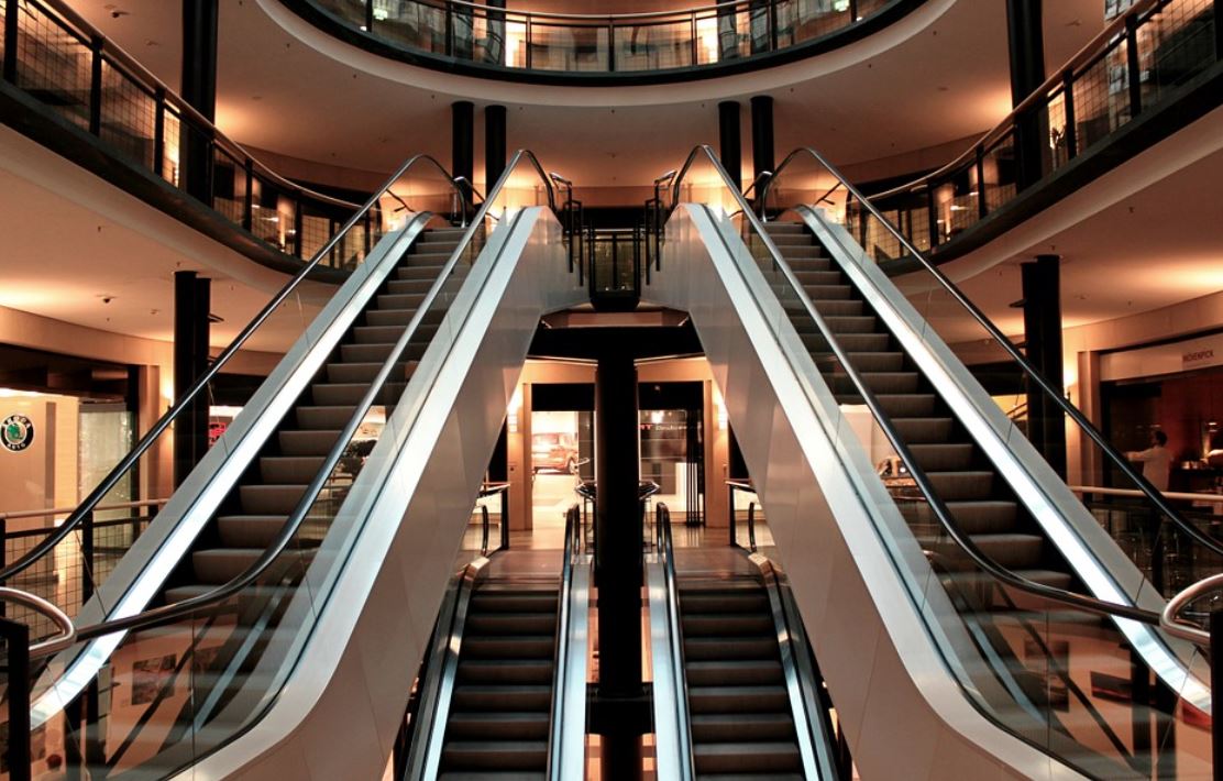 Dream about escalator : 13 Meaning & Interpretations