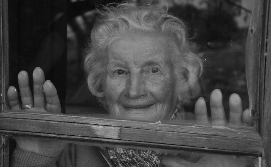 Dream about deceased grandmother : 9 Meaning & Interpretations