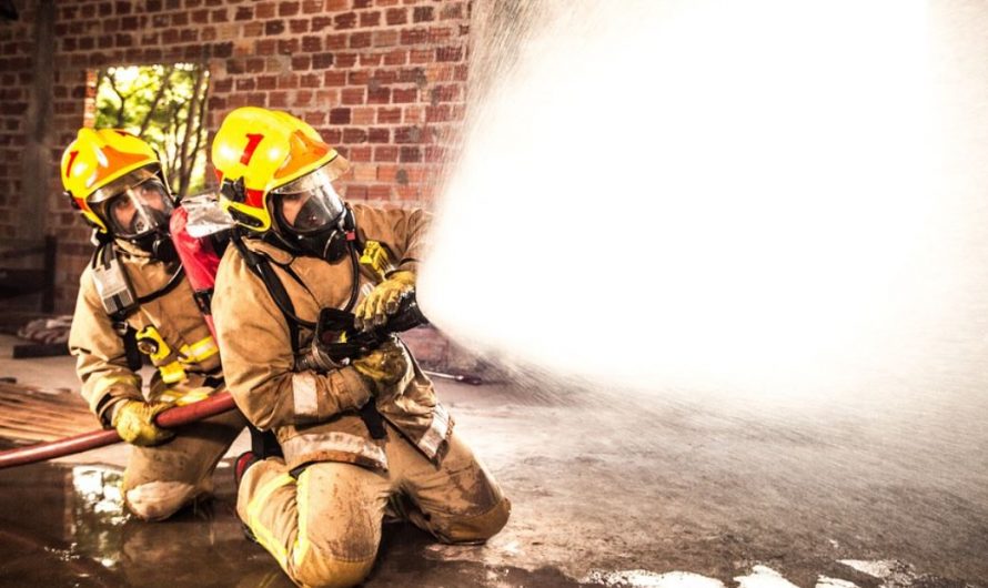 Dream about firefighters : 12 Meaning & Interpretations