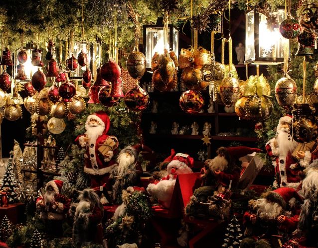 Dreaming of a Christmas Tree : 15 Meaning & Interpretations