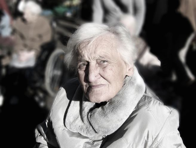 Dreaming of an Old Man : 14 Meaning & Interpretations