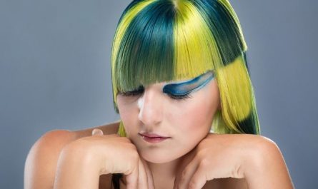 Dreaming of Dyeing Hair Yellow : 9 Meaning & Interpretations
