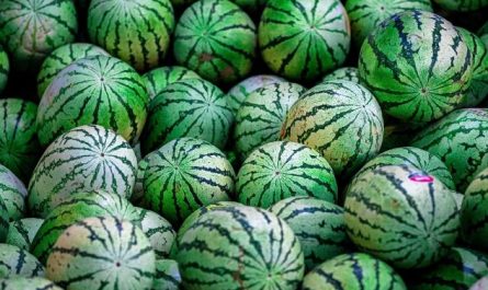 Dreaming of a Large Watermelon : 17 Meaning & Interpretations