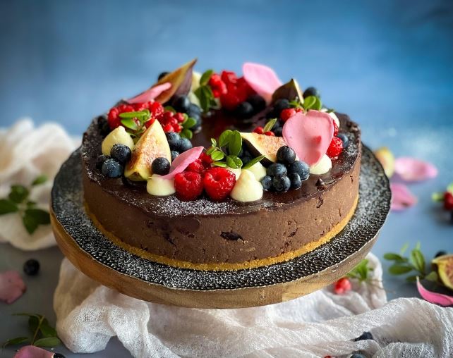 Dreaming of Cake : 13 Meaning & Interpretations