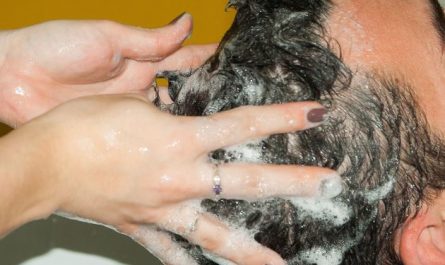 Dreaming of Washing Hair : 13 Meaning & Interpretations
